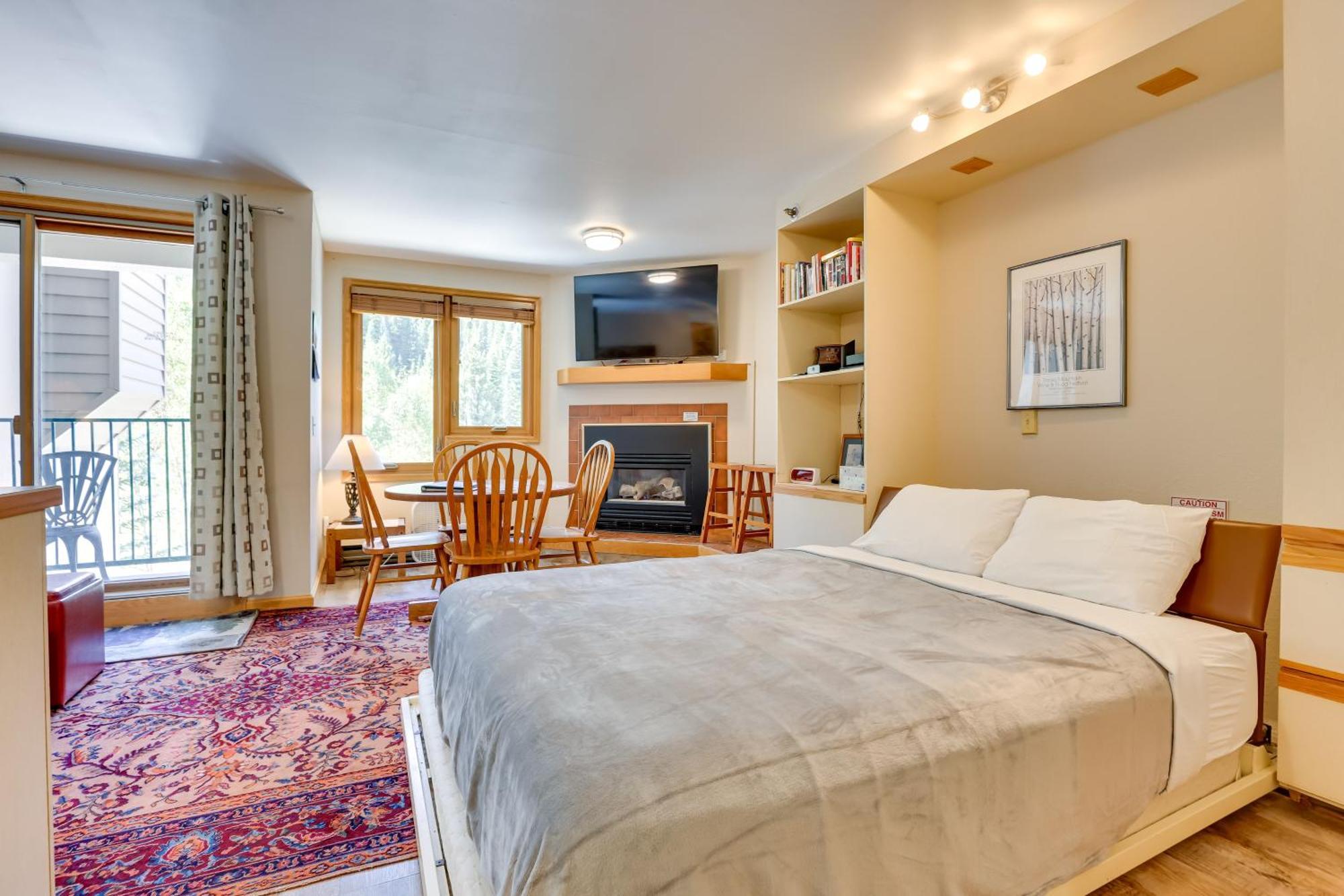 Ski-Inandski-Out Retreat With Iron Horse Pool Access! Winter Park Exteriér fotografie